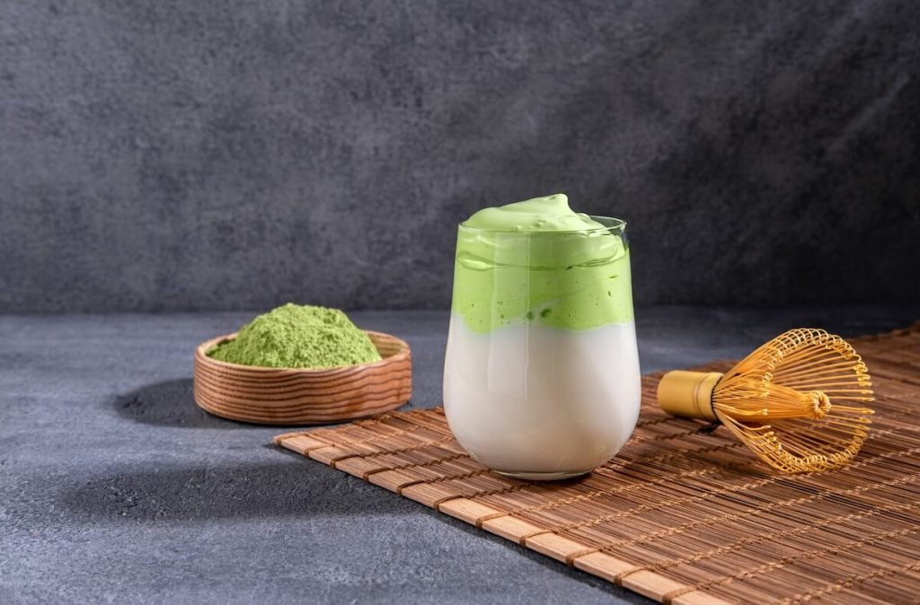 Vibrant green matcha smoothie rich in antioxidants for youthful skin and energy