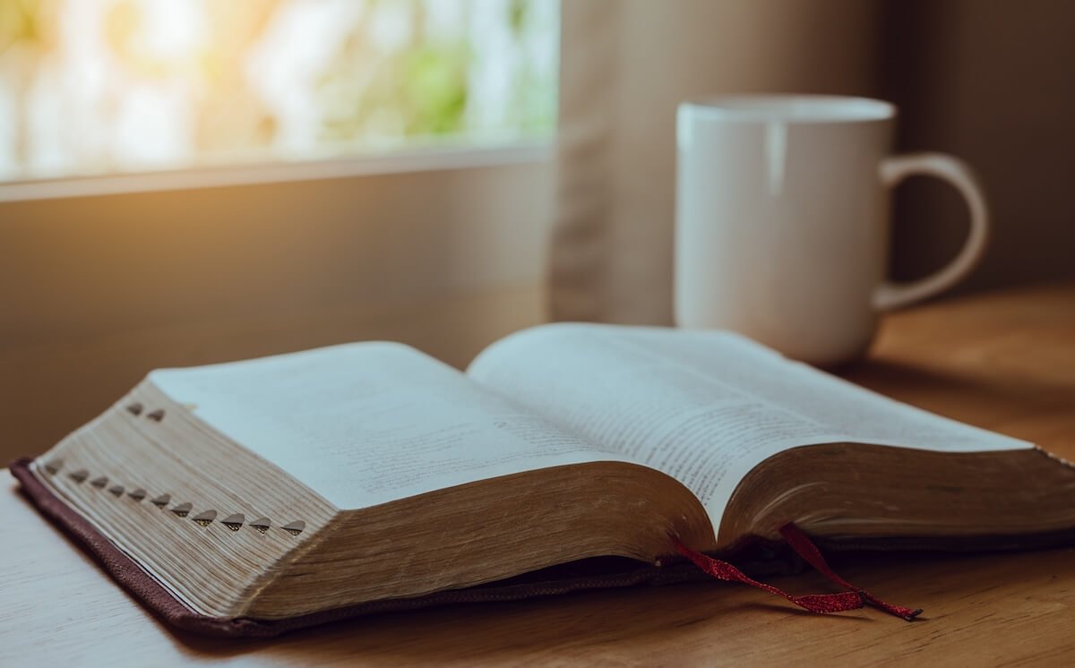 christian evening routine for sleep bible journal